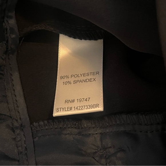 NWT Counterparts navy blue crop pants - Picture 8 of 8